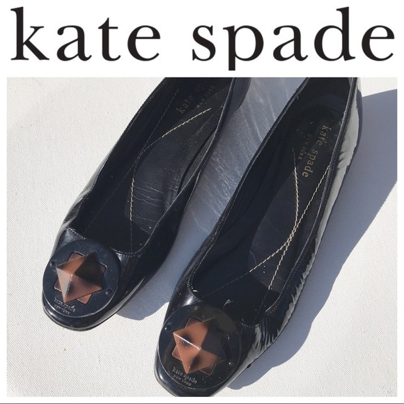 KATE SPADE black patent flats shoe 6 tortoise logo - Picture 1 of 6
